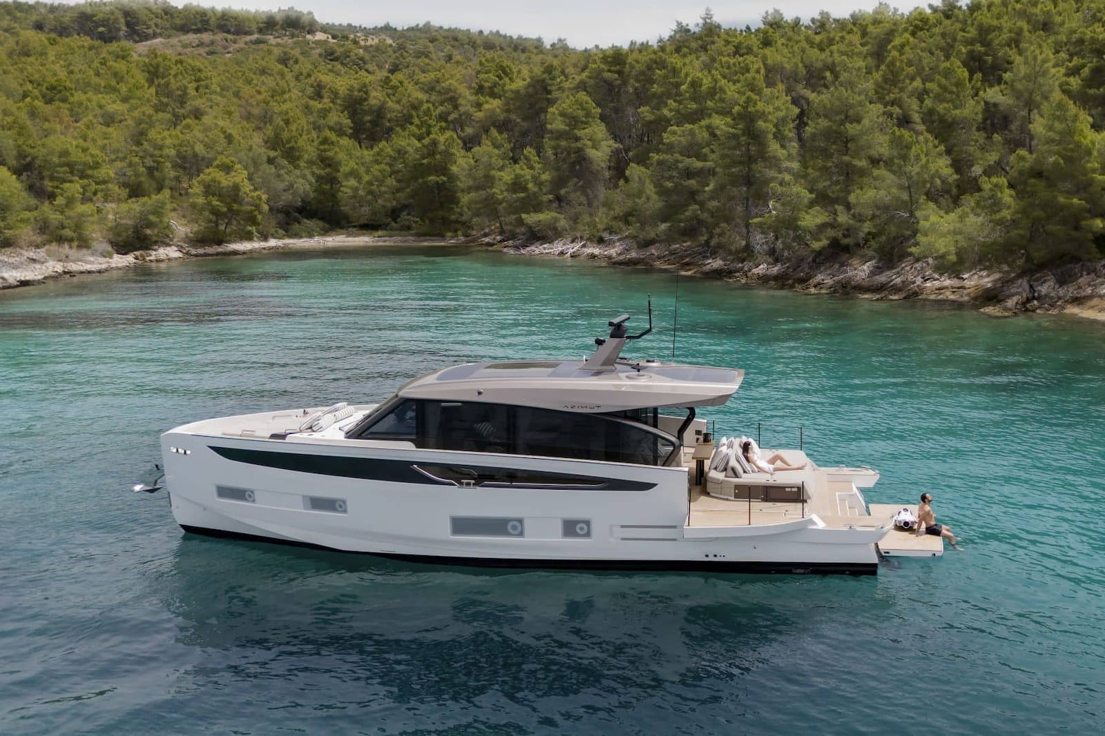 Azimut 60 boat rental Ibiza
